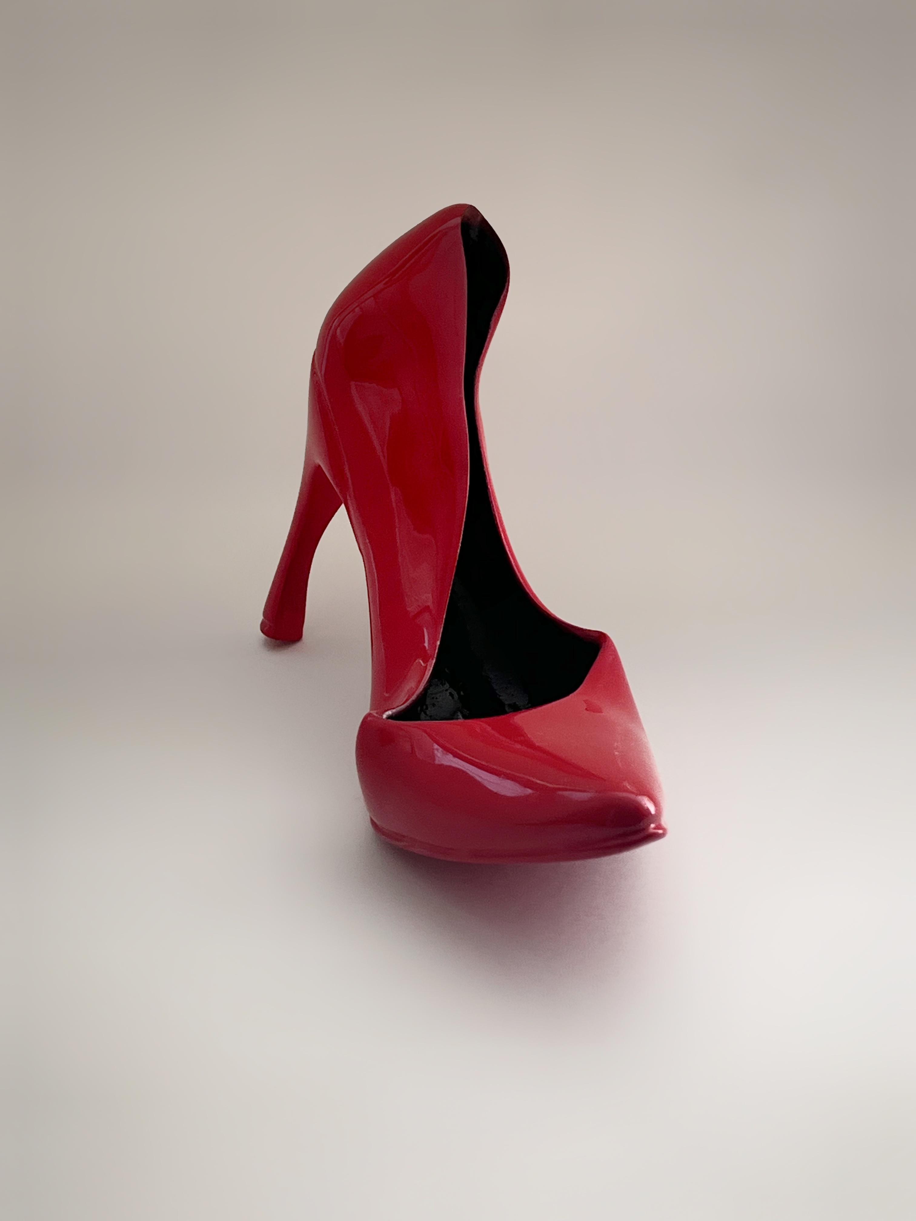 30 4 Nastaran Safaei Shoes Fiberglass Life Size 2023(1402)