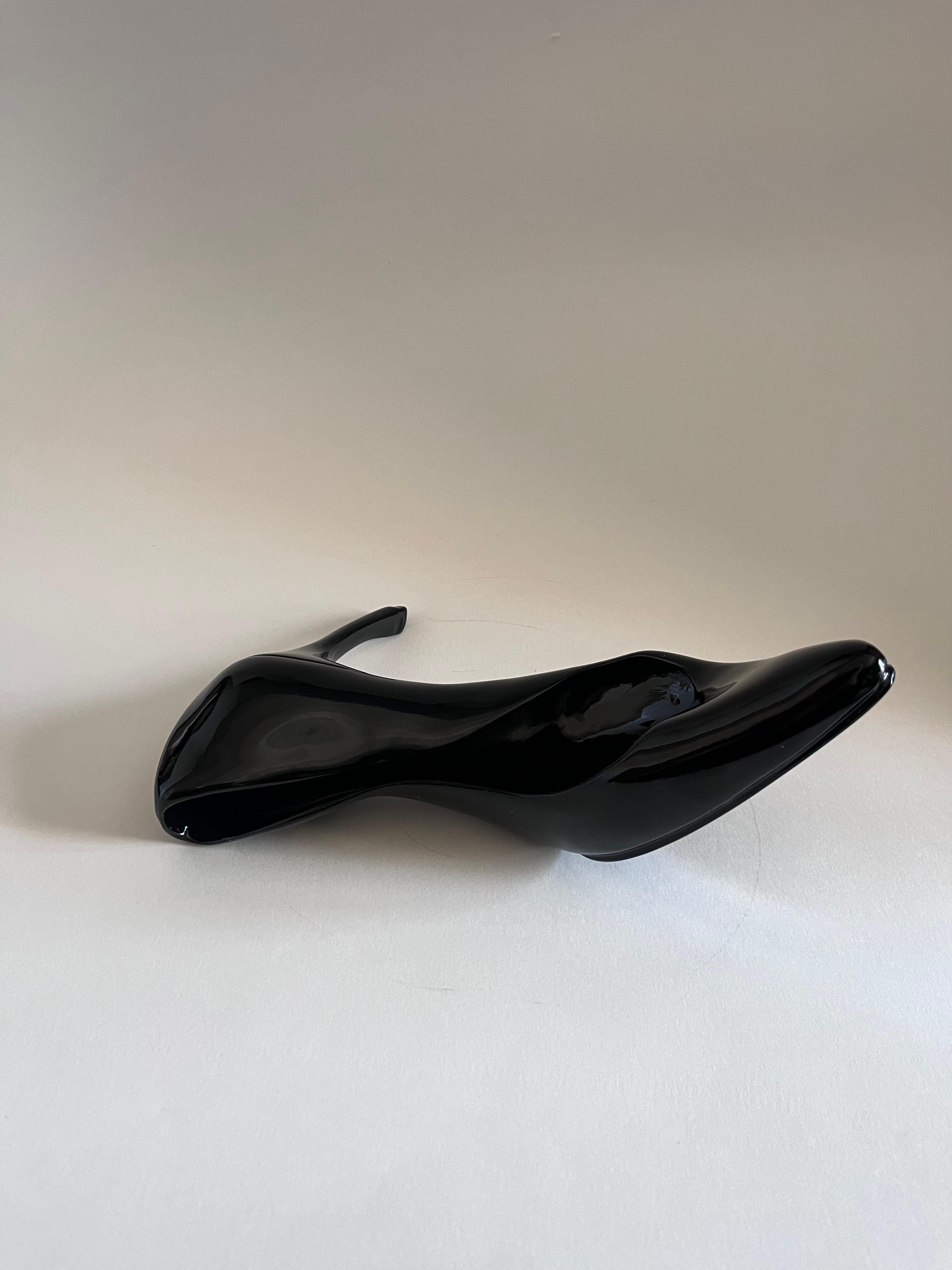 28 Nastaran Safaei Shoes Fiberglass Life Size 2023