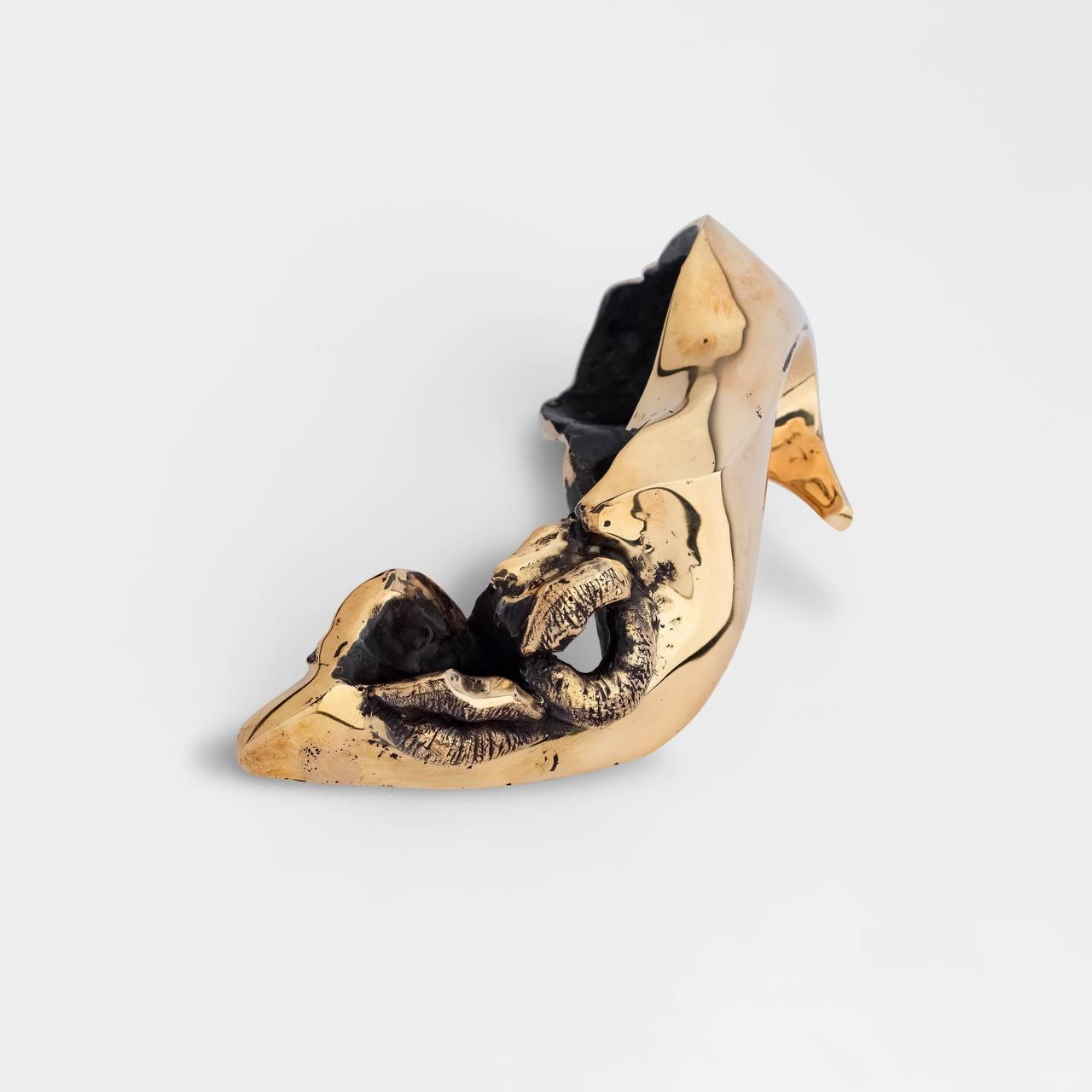 16 2 Nastaran Safaei Bronze Ed.1 of 1 Life Size 2025(1404)